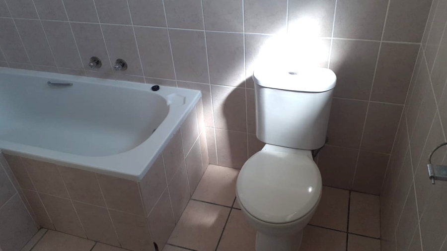 To Let 3 Bedroom Property for Rent in Bluewater Bay Western Cape